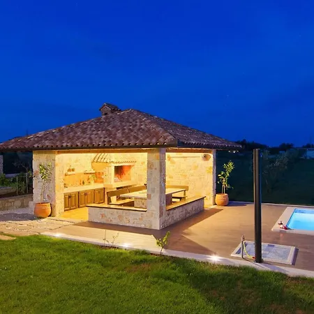 Evelyn Dom wakacyjny *